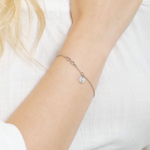 PLATINUM FOREVER BRACELET WITH LETTER -LETTER O